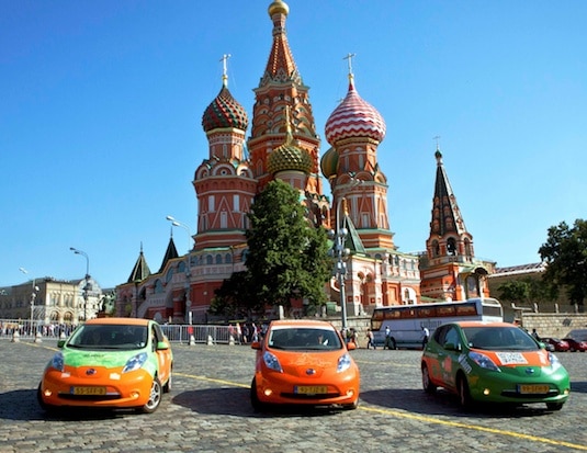 eveniment orange trophy 2012 nissan leaf echipat cu anvelope bridgestone ecopia ep150