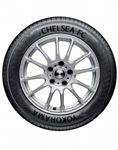 Inscriptie Yokohama BluEarth-A AE50 CHELSEA FC